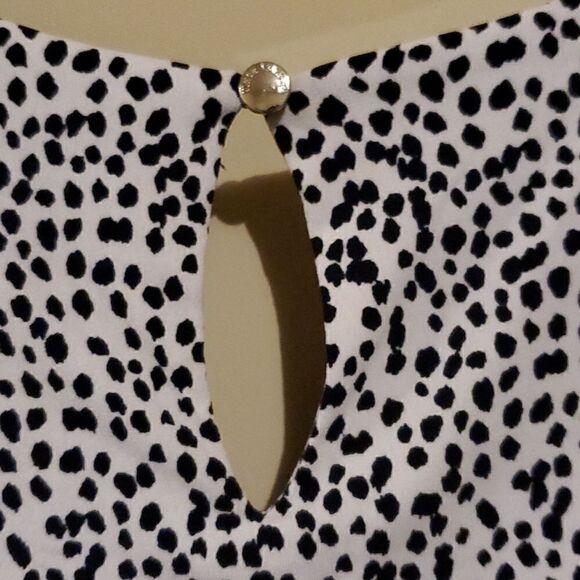 VINCE CAMUTO Popover Knit Dress - Size 3X - Picture 8 of 9